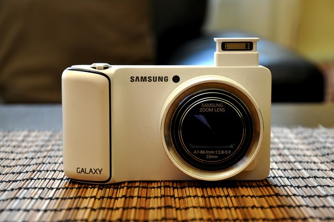 Samsung-galaxy-camera